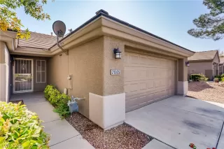 Photo #2: 2232754 Listing