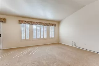 Photo #4: 2232754 Listing