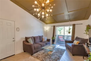 Photo #4: 2232757 Listing 