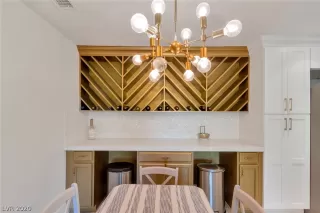 Photo #5: 2232757 Listing 