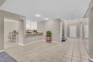 Photo #2: 2232781 Listing 