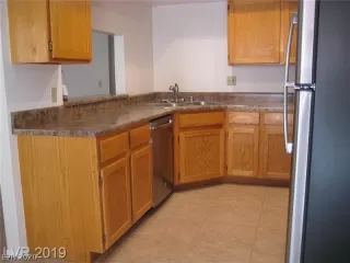 Photo #3: 2232795 Listing