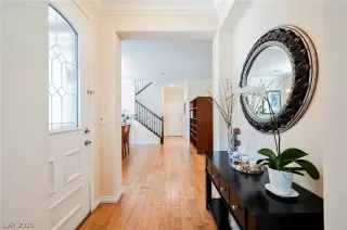 Photo #1: 2232812 Listing 