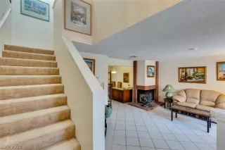 Photo #3: 2232858 Listing 