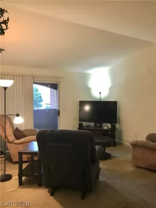 Photo #2: 2232863 Listing