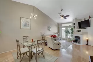 Photo #4: 2232939 Listing 