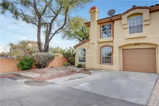 Photo #1: 2232947 Listing