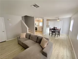 Photo #1: 2232992 Listing 