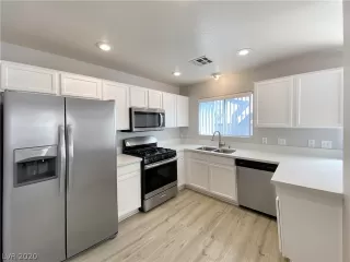 Photo #2: 2232992 Listing 