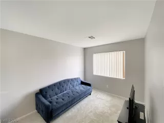 Photo #5: 2232992 Listing 