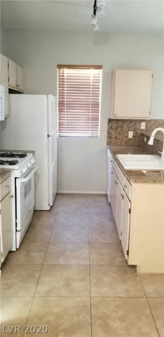 Photo #5: 2232996 Listing 