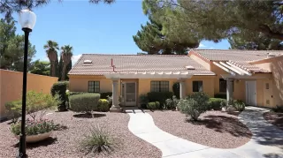 Photo #1: 2232998 Listing