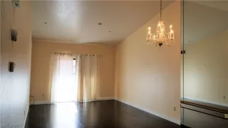 Photo #3: 2232998 Listing