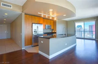 Photo #1: 2233041 Listing