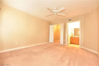 Photo #4: 2233066 Listing