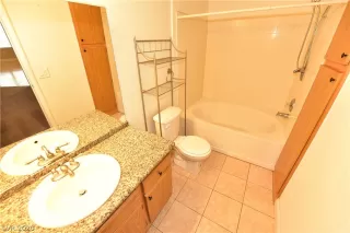 Photo #5: 2233066 Listing