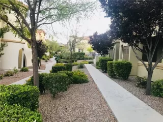 Photo #4: 2233134 Listing