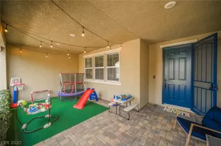 Photo #2: 2233145 Listing