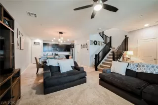 Photo #4: 2233145 Listing