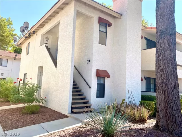 MLS: 2233152 Condo For Sale