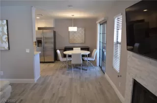 Photo #4: 2233152 Listing