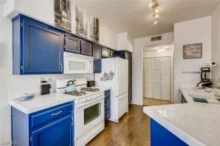 Photo #4: 2233188 Listing