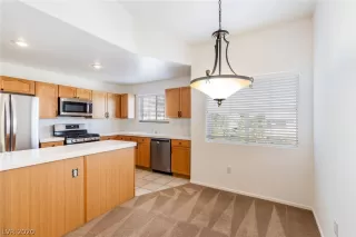 Photo #4: 2233215 Listing