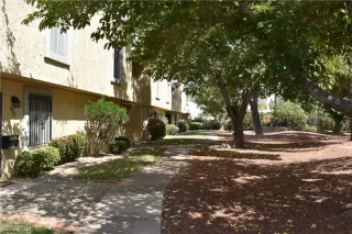 Photo #1: 2233241 Listing