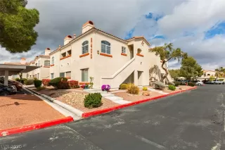 Photo #1: 2233260 Listing