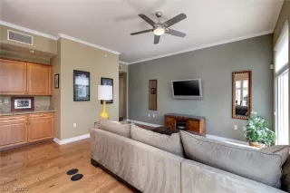 Photo #2: 2233263 Listing 