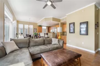 Photo #3: 2233263 Listing 