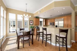 Photo #4: 2233263 Listing 