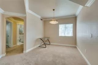 Photo #2: 2233334 Listing