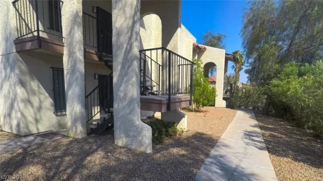 MLS: 2233344 Condo For Sale