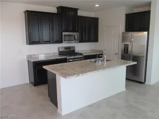 Photo #6: 2233395 Listing 