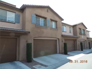 Photo #1: 2233403 Listing 