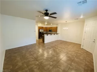 Photo #3: 2233403 Listing 