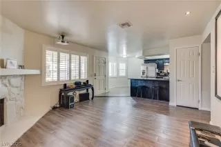 Photo #6: 2233494 Listing 