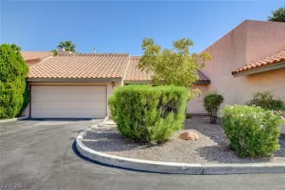 Photo #2: 2233502 Listing