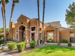 Photo #2: 2233514 Listing 