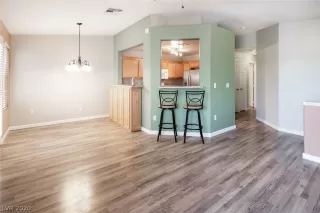 Photo #2: 2233518 Listing 