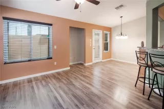 Photo #3: 2233518 Listing 