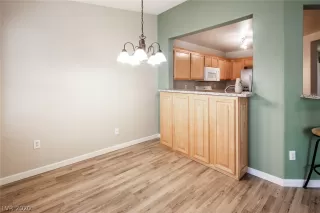 Photo #5: 2233518 Listing 