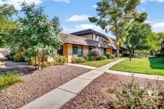 Photo #1: 2233552 Listing