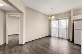 Photo #6: 2233610 Listing