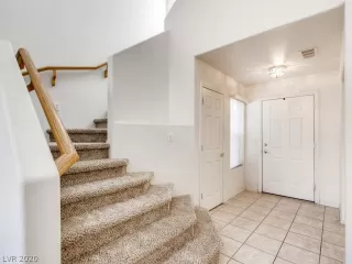 Photo #3: 2233623 Listing