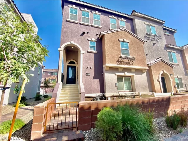 MLS: 2233682 Condo For Sale