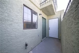 Photo #3: 2233694 Listing 