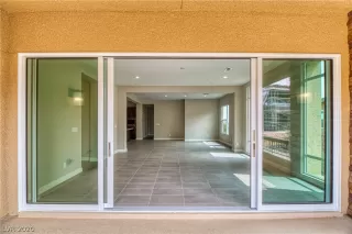 Photo #2: 2233711 Listing