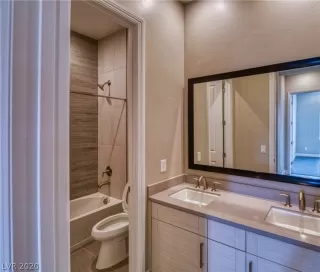 Photo #3: 2233711 Listing